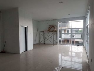 Ruko Baru Siap Pakai Sangat Strategis Cisaranten Kulon Bandung