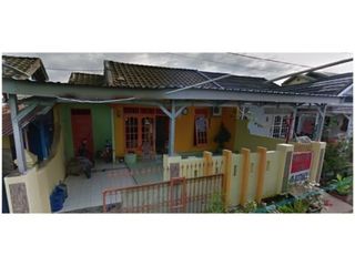 RUMAH 1 LANTAI DALAM PERUMAHAN LINGKAR BARAT KOTA BENGKULU