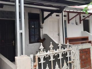 Kontrakan akses jl 2 mobil Perumahan bkn kampung dkt jl Ry stasiun Kranji