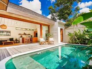 2 BEDROOM VILLA FOR SALE LEASEHOLD IN PERERENAN