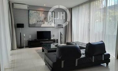 Rumah Nyaman Di Sunset Road Kuta, Dekat Supermarket Grand Lucky, Mall Bali Galeria dan Bandara Ngurah Rai