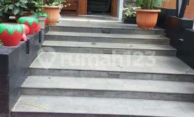 Rumah Furnished Boulevard Pesona Khayangan Depok