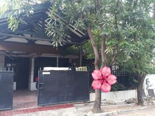 DISEWA RUMAH KELAPA LILIN - KELAPA GADING