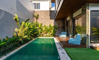 FOR SALE LUXURY VILLA IN THE HEART OF SEMINYAK