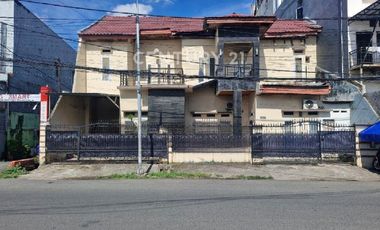Rumah Dekat Mal Panakkukang Di Jalan Toddopuli Makassar