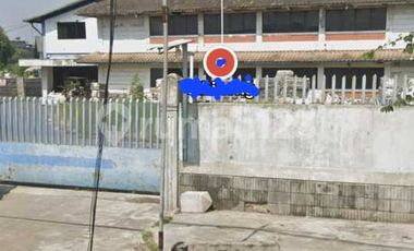 Eks. Pabrik Garment di Cibinong jual tanah bonus bangunan lokasi strategis
