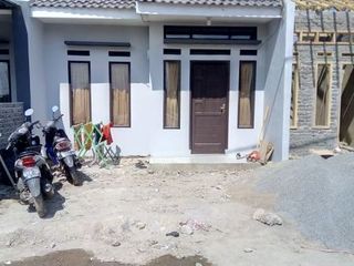 Rumah Strategis Bebas Banjir di Pameungpeuk Bandung