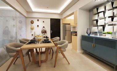 RFO 2 BR WITH BALCONY IN VERTIS NORTH!