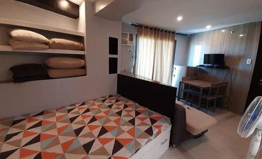 Furnished Studio with Balcony condo near Fuente Osmena Cebu