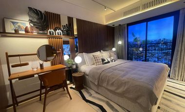 Limited 3 Bedroom unit with 2 Parking Laya by Shangrila Properties very near BGC, Subway Station and with Fitout package