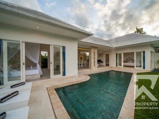 Vila 3 Kamar Tidur Luas dengan Pemandangan Sawah di Ubud Bali untuk Dijual Leasehold Hak Sewa
