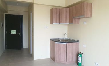 For Sale | 1BR w/ Balcony at Avida Towers Asten.