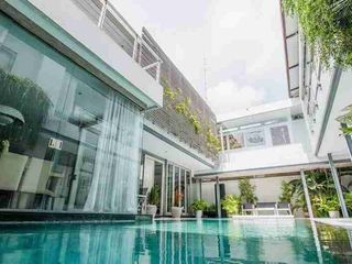 Beautiful Modern Minimalist Villa in batu belig, Bali