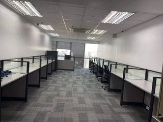 A1593 SPACIOUS OFFICE SPACE BURGUNDY CORPORATE TOWER MAKATI 650 GIL PUYAT AVE MAKATI