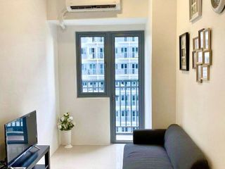 1Bedroom Semi-Furnished Unit in Fame Residences