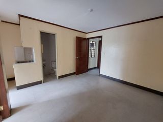 Residential, Commercial For Rental 3 Storey / 3 Floor  Buliding.