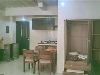 Fully Furnished Studio Type Condo Unit near Airport