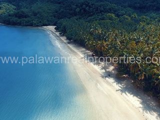 STUNNING BEACH FRONT NEAR UNDERGROUND RIVER