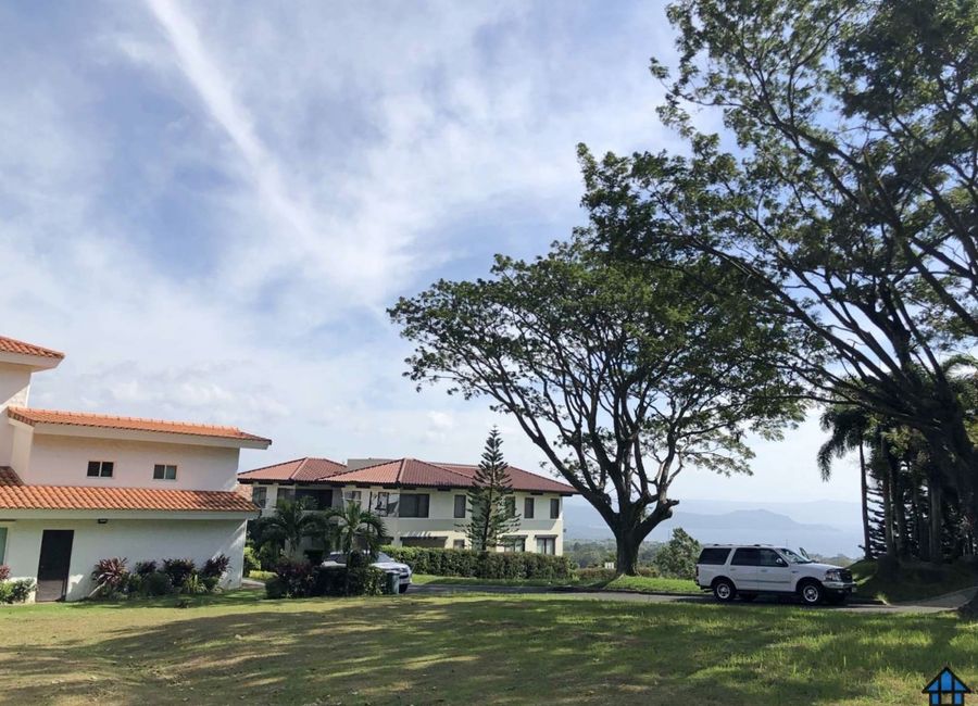 Paseo de Alt Mira, Alta Mira, Talisay, Batangas
