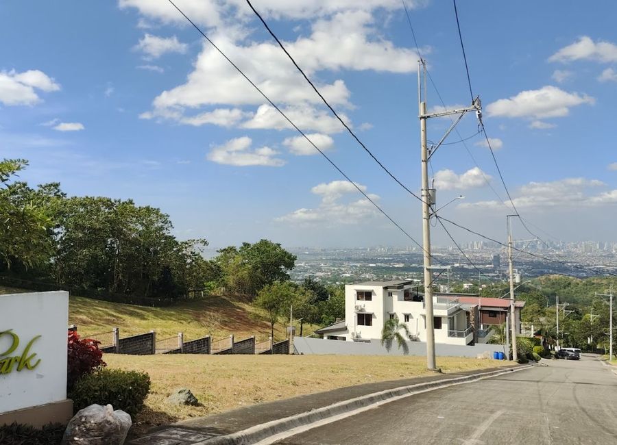 The Peak, San Juan, Taytay, Rizal