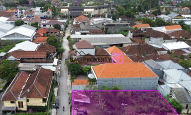 Jual tanah dekat living world denpasar lt 670 m2