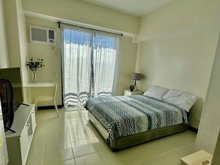 CONDO FOR RENT IN STA. LAGUNA