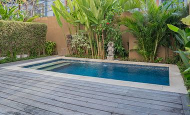 Villa Dua Kamar Dijual di Nusa Dua, Bali