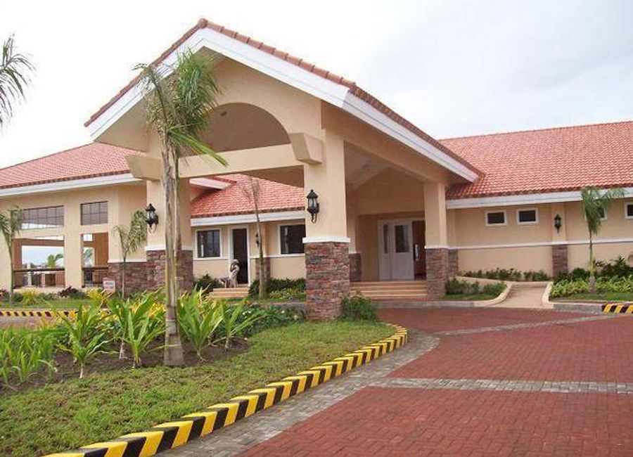 South Spring Avenue, South Springs Residential Estates, Canlalay, Biñan, Laguna image 2