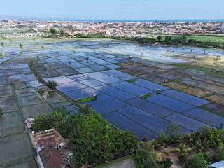Rice Field View Plot of Land, Economical Price of Only 700 Million/Are Negotiable in Gunung Soputan, Pemecutan Klod
