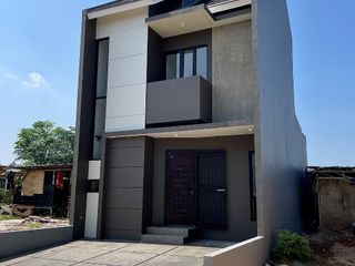 Rumah Premium di BSD City Serpong Tangerang Deang Akses Paling Mudah