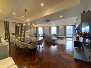 FOR SALE: Fully furnished 3BR Unit in Essensa East Forbes, BGC