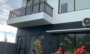 Rumah Semi Villa di Greenlot dekat Canggu dan Nuanu Bali