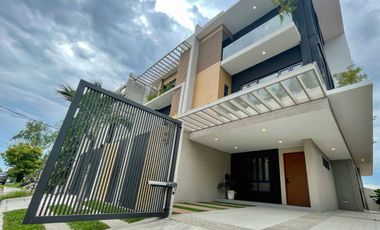 Brand New Duplex House with Elevator in AFPOVAI Taguig near BGC, Taguig FOR SALE