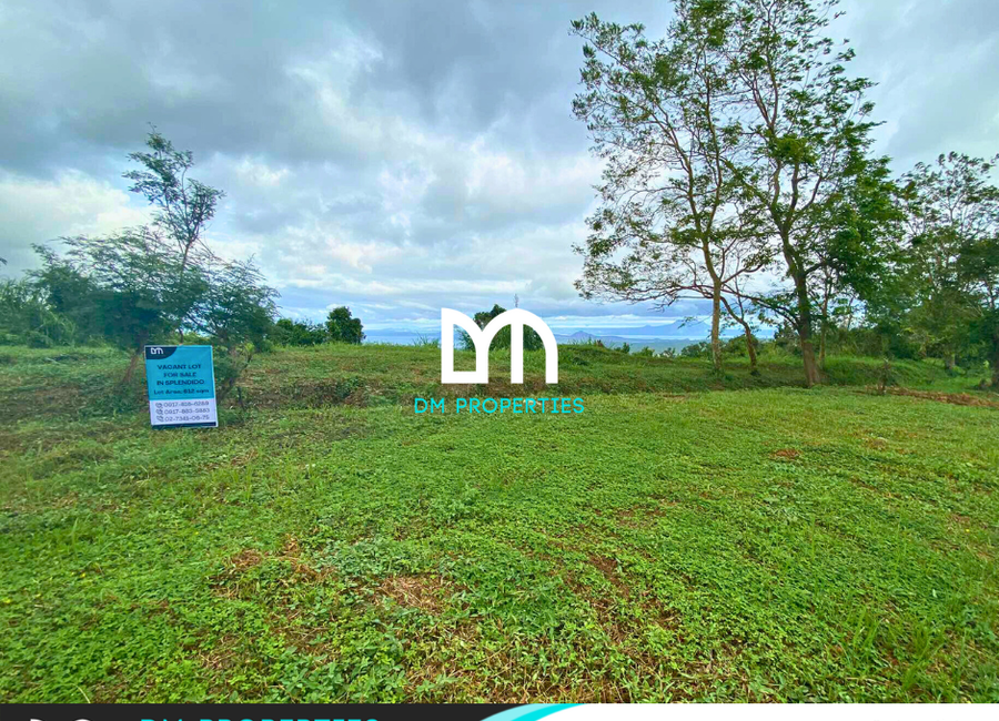 Paseo de Enrile, Splendido Taal Residential Golf & Country Club, Laurel, Batangas