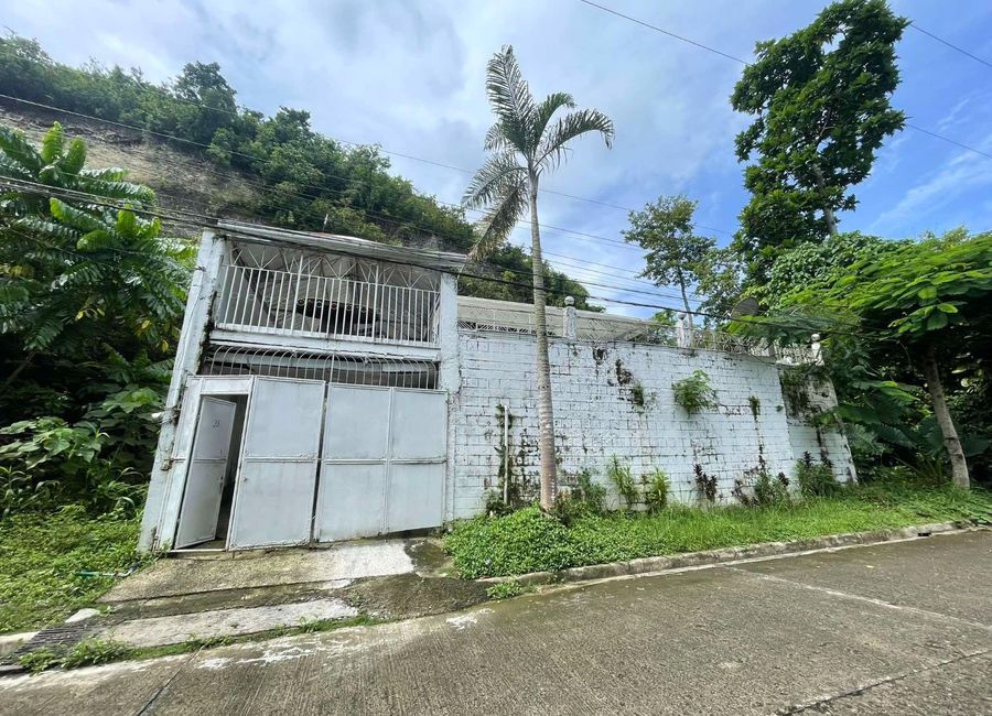 4BR House for RENT in Banilad, Cebu City with Swimming Pool | Lamudi.com.ph