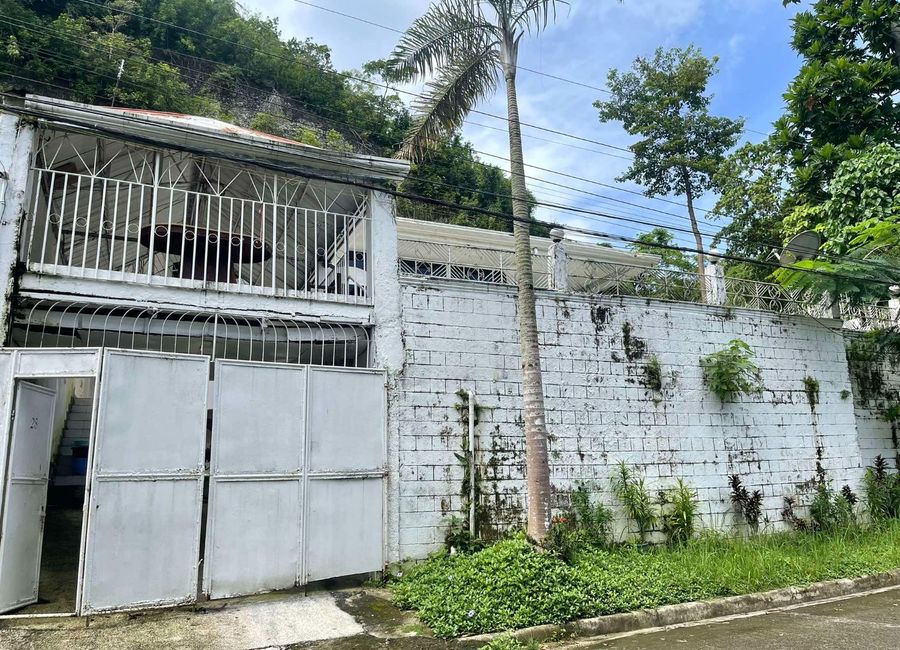 4BR House for RENT in Banilad, Cebu City with Swimming Pool | Lamudi.com.ph