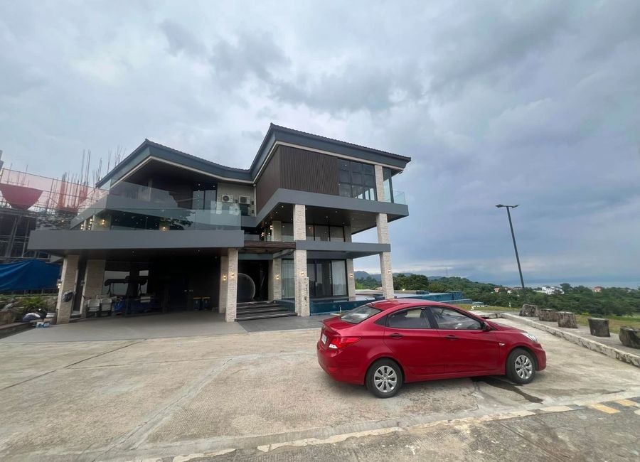 Paseo de Enrile, Splendido Taal Residential Golf & Country Club, Laurel, Batangas image 2