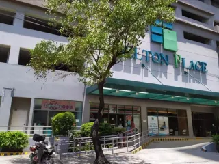 A "Titled" Ground Level Commercial Laundry Shop for Sale in Makati Area