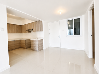 FOR SALE Unfurnished 2 Bedroom Condo at Oak Harbor Residences Parañaque