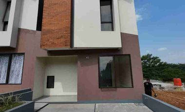 Rumah 2 Lantai Cibinong Rasa Villa Promo Harga & Bonus