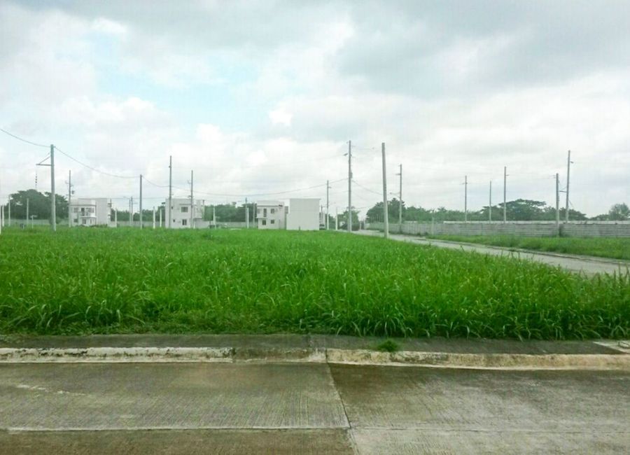 South Luzon Expressway, Eton City, Malitlit, Santa Rosa, Laguna