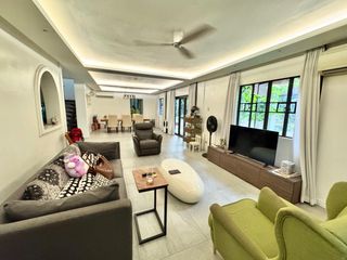 GREAT DEAL!! VALLE VERDE 1: House For Sale, Lot 443 sqm, Floor 400 sqm, 3BR Plus Den, P120M