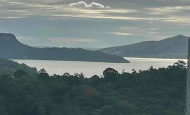 SPECTACULAR VIEW OF TAAL LAKE