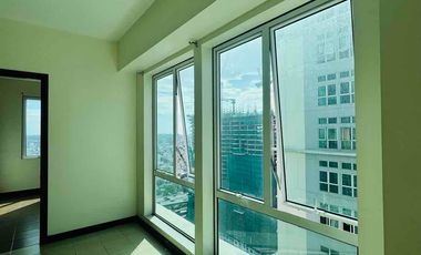 for sale Ready for occupancy 3 bedroom w/ 2TB unit for sale in San Lorenzo Place Makati connected to MRT3 along EDSA