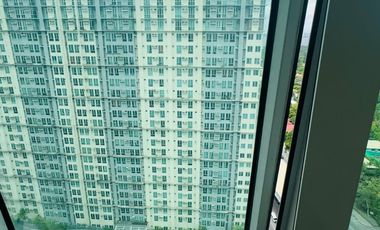 For SALE 2 bedrooms RFO Condominium in along EDSA makati rent to own RFO condominium pet friendly near Ayala Greenbelt Ready for occupancy