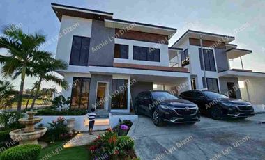 For sale 4 bedrooms near the beach, in Liloan Cebu City Philippines.