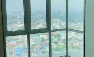 Rush Sale Modern 3 bedrooms San Lorenzo Place located at Makati along EDSA Condo RFO