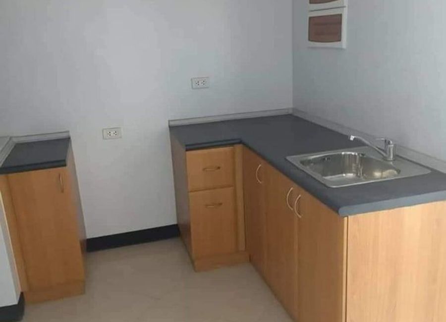 Block-19 Cambridge, Kabisig, San Andres, Cainta, Rizal image 2