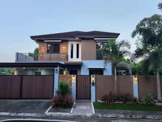 Prime 300sqm Home in Neopolitan, QC – 5BR, Furnished, Near SM Fairview & Ayala Terraces