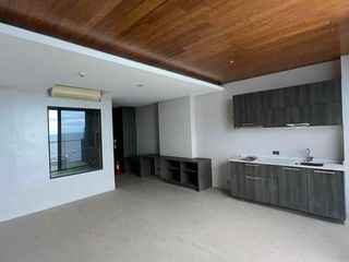 For Sale Studio with Beautiful Seaview in Reef Residences, Mactan Cebu